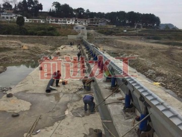 合頁壩工作原理