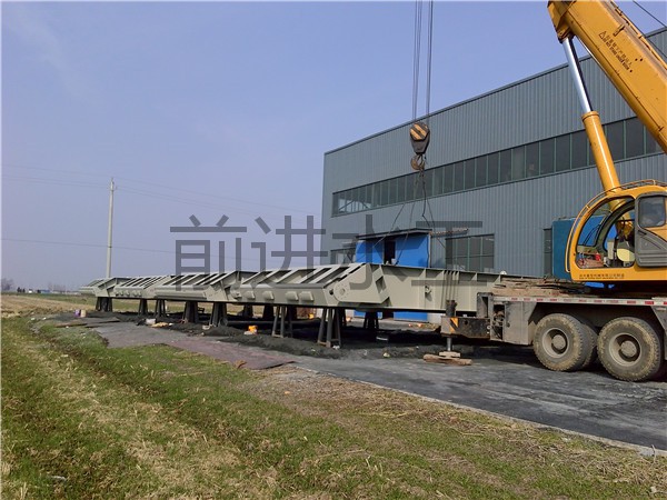 人字門安裝施工演示